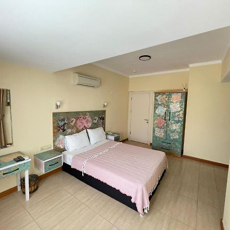 Hotel Dalos ギョジェク エクステリア 写真